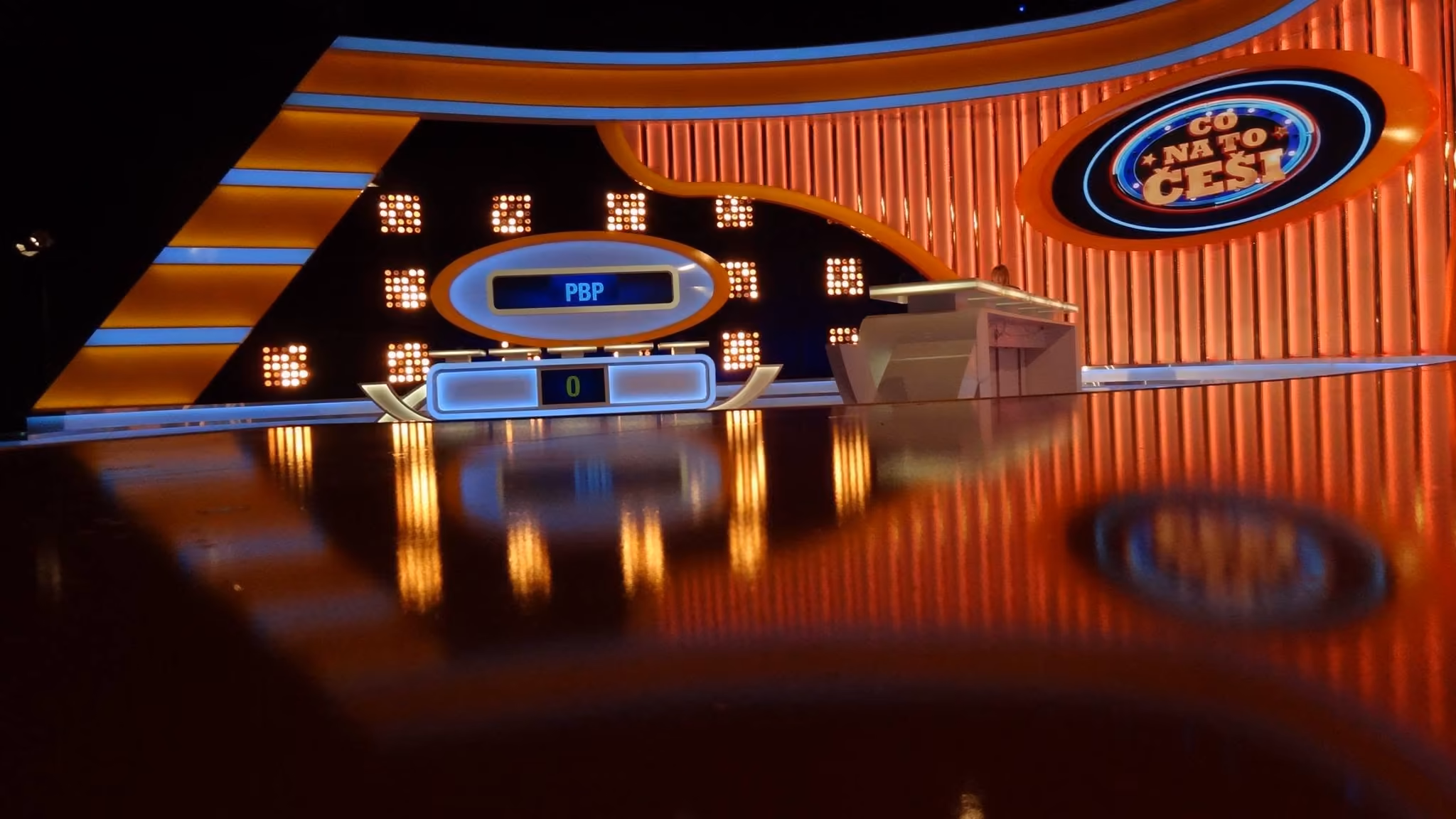 Family Feud – Praga — imagine de proiect 8
